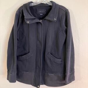 Full zip black zip-up‎ jacket